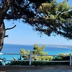 Rita Sea View Apartament *